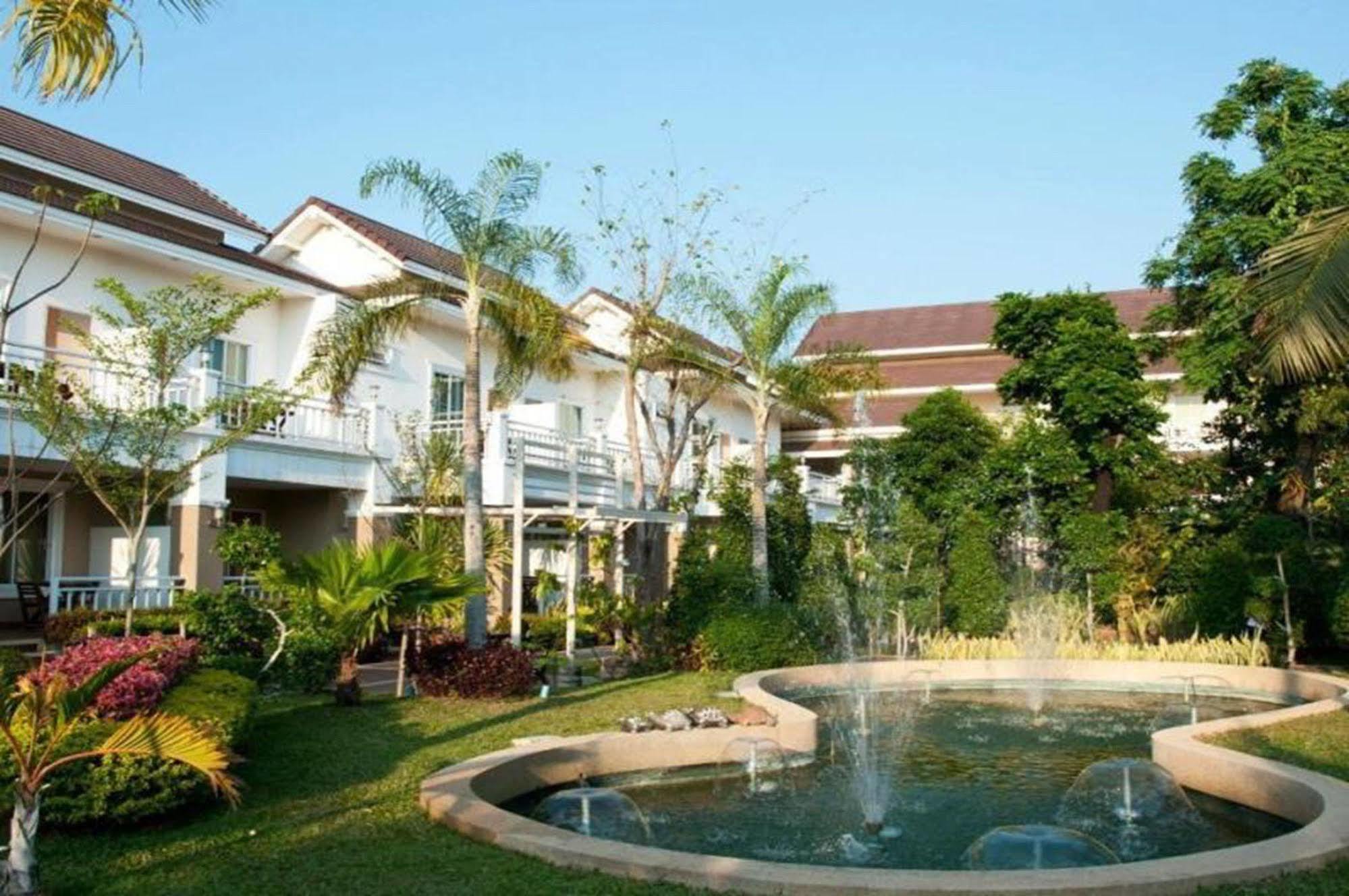 Tonwa Resort Hotel Khon Kaen Exterior foto