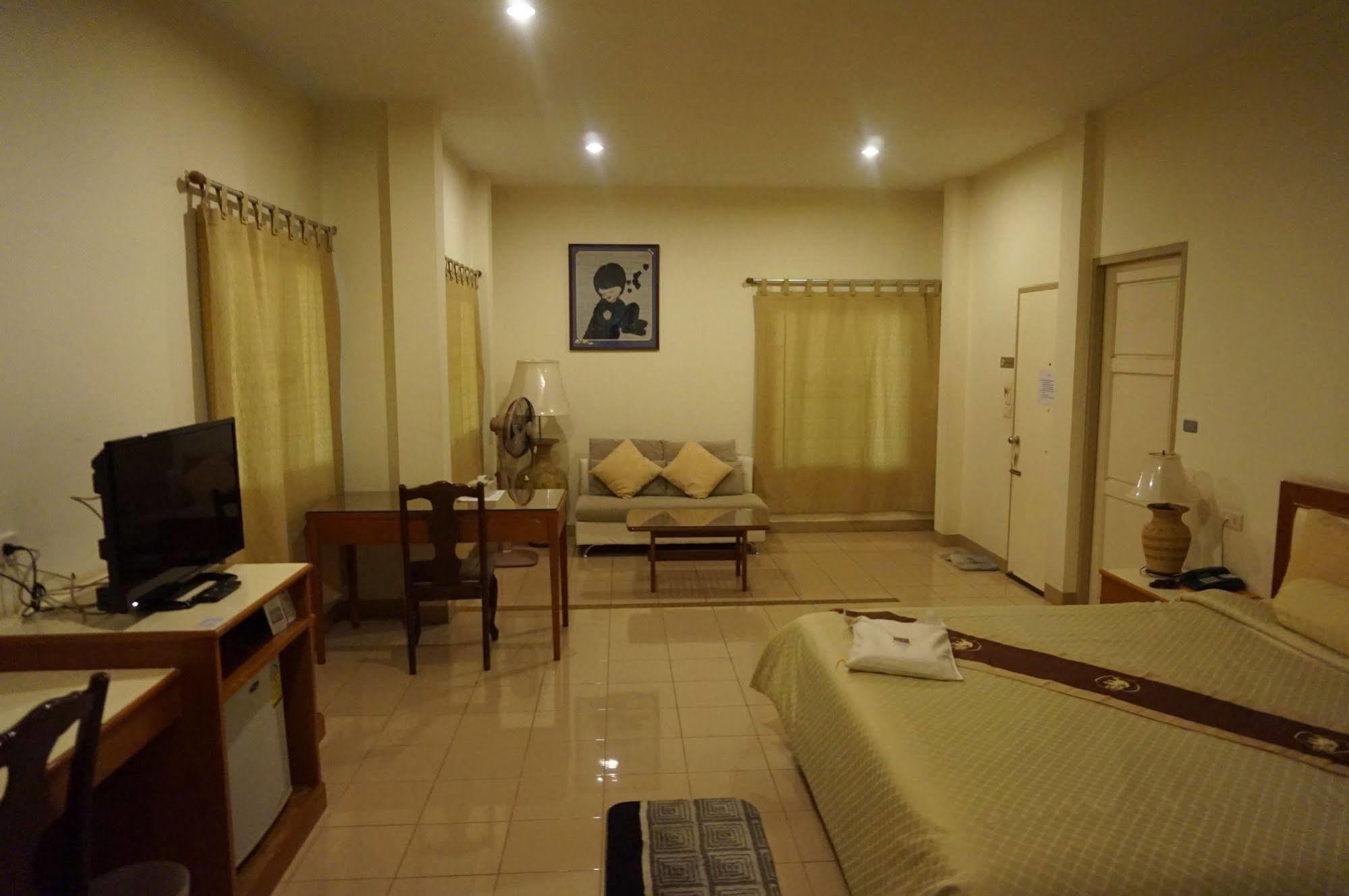 Tonwa Resort Hotel Khon Kaen Exterior foto