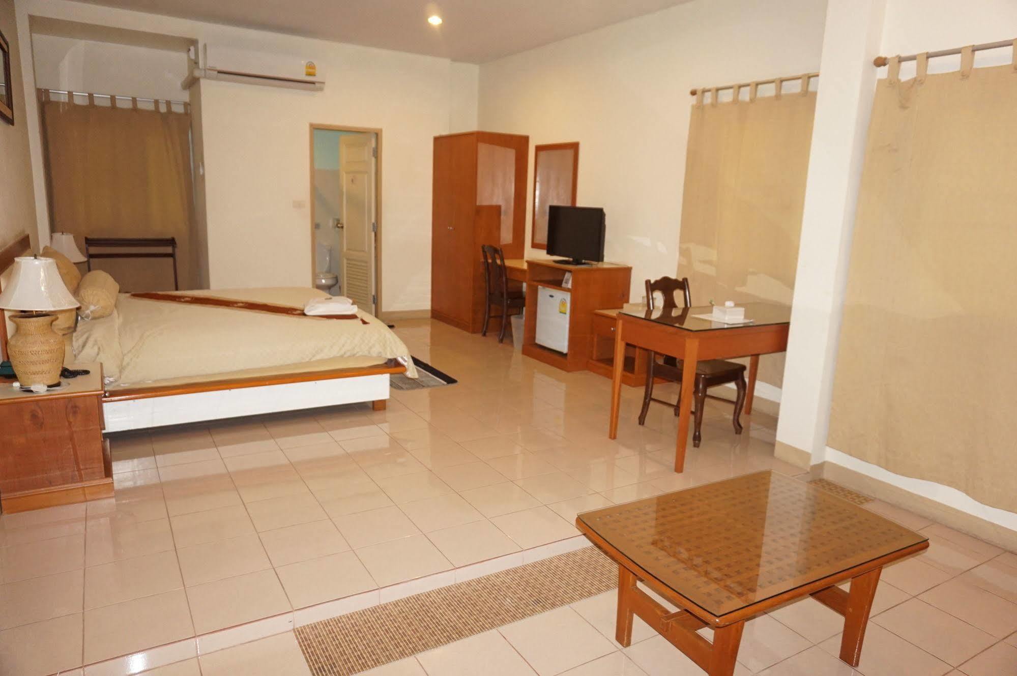 Tonwa Resort Hotel Khon Kaen Exterior foto
