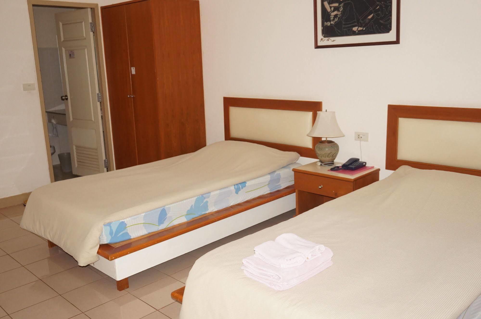Tonwa Resort Hotel Khon Kaen Exterior foto